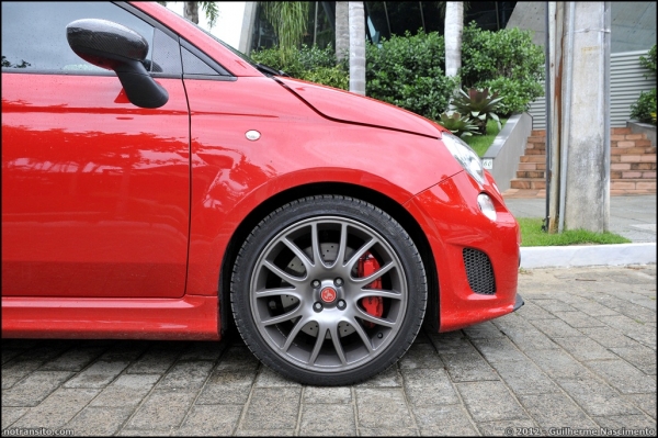 abarth695tributoferrari026