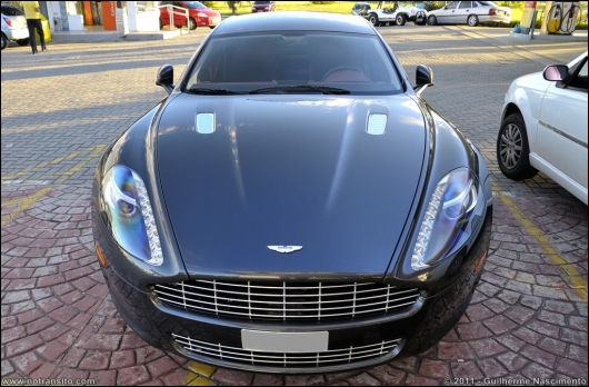 astonmartinrapide002.jpg