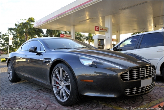 astonmartinrapide003.jpg