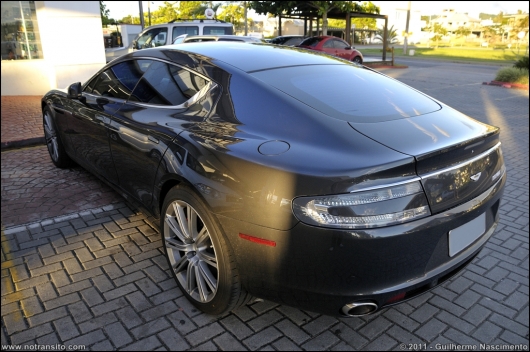 astonmartinrapide007.jpg