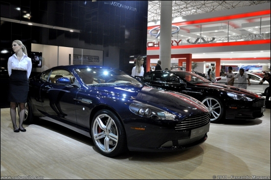 astonmartinv8vantageroadstersda002.jpg