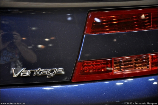 astonmartinv8vantageroadstersda005.jpg