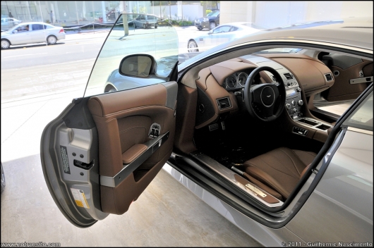 astonmartinvirage036