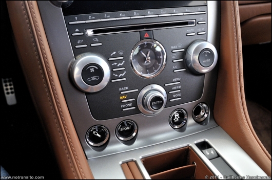 astonmartinvirage048