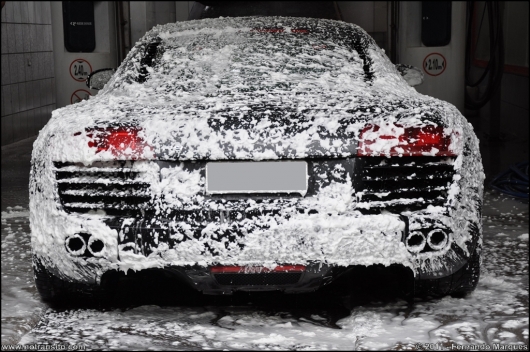 audir8004.jpg