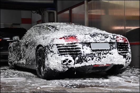 audir8005.jpg