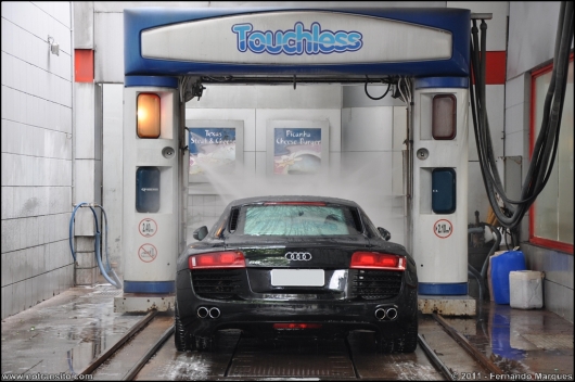 audir8009.jpg