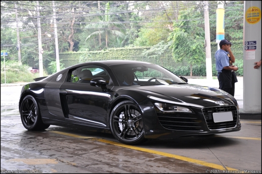 audir8012.jpg