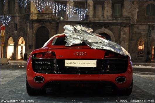 audir8per003.jpg
