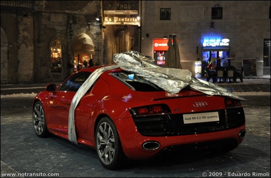 audir8per006.jpg