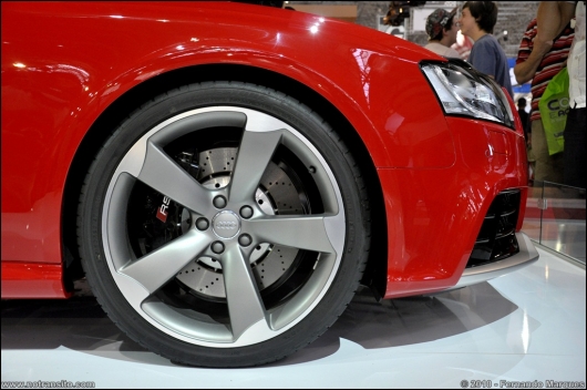 audirs5sda011.jpg