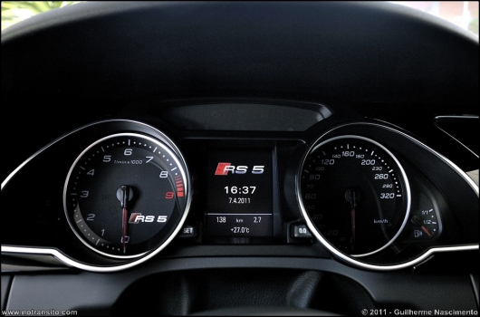 audirs5white011