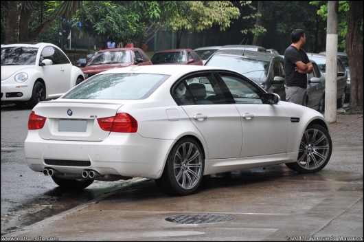 bmwm3e90001.jpg