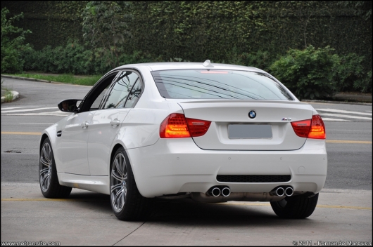 bmwm3e90014.jpg