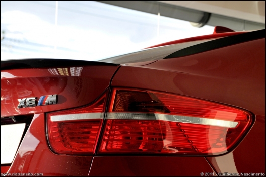 bmwx6mred007