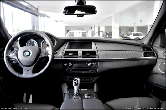 bmwx6mred015