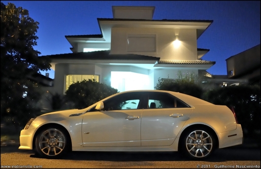 cadillacctsvbranco012.jpg