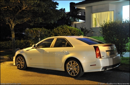 cadillacctsvbranco013.jpg