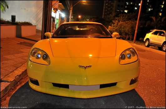 chevroletcorvettec6yellow004.jpg