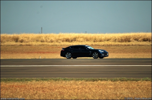 driverembraer096.jpg