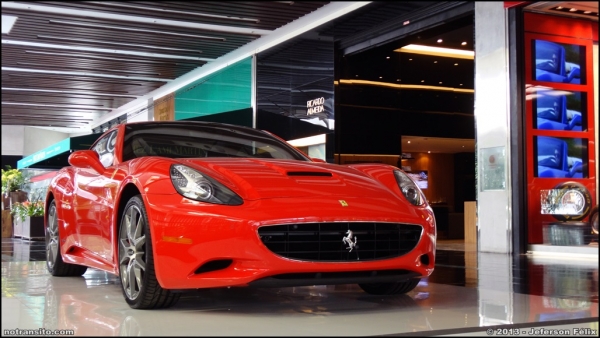 ferraricalifornia30013