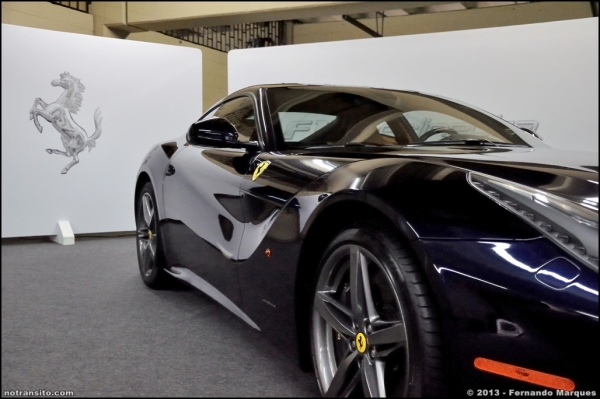 ferrarif12berlinetta007