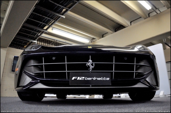 ferrarif12berlinetta014