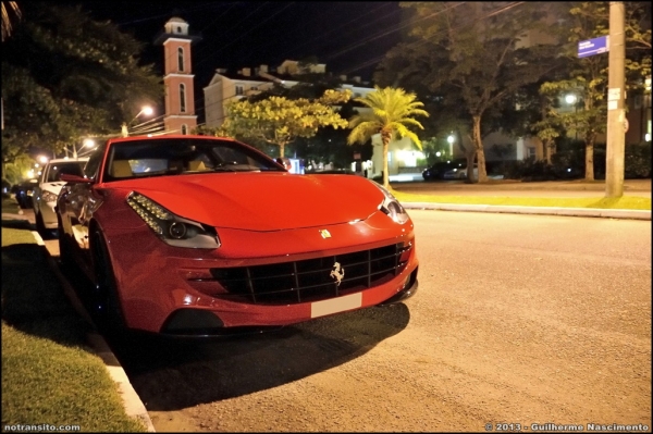 ferrariffnovitecrosso002