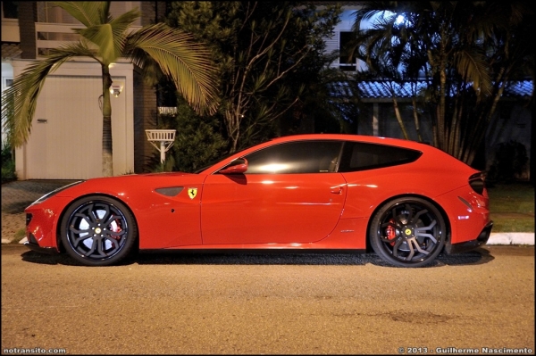 ferrariffnovitecrosso007