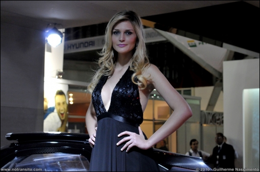 gatasdosalaodoautomovel2010014.jpg