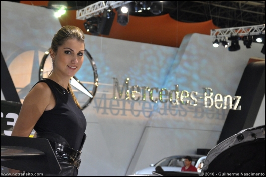 gatasdosalaodoautomovel2010047.jpg