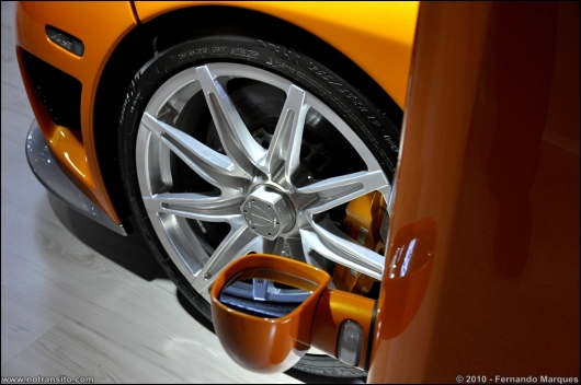 koenigseggccxrplatinusssda009.jpg