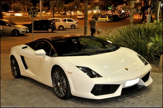 lamborghinigallardolp560-4bicolore004