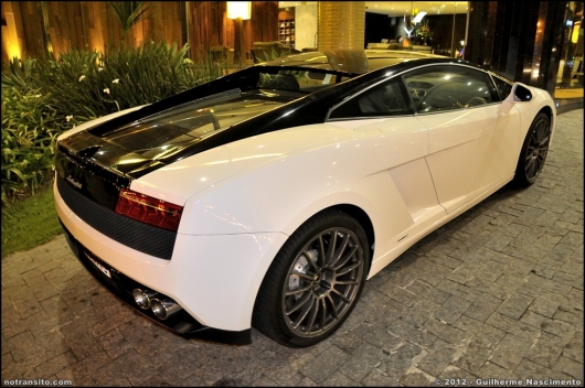 lamborghinigallardolp560-4bicolore007