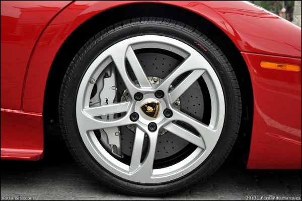 lamborghinisoveiculos007