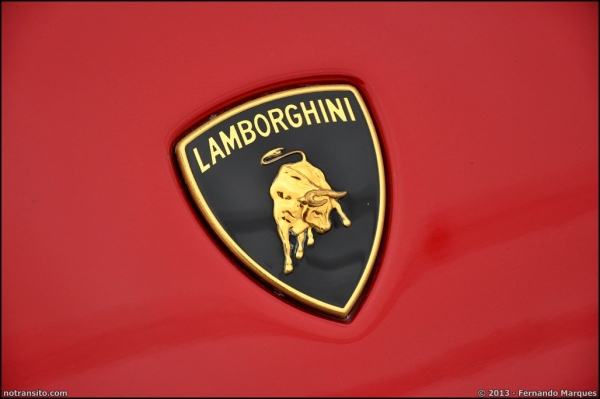 lamborghinisoveiculos008