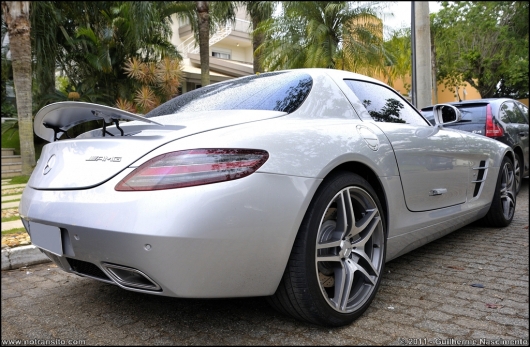 mercedesbenzslsamgsilver007.jpg