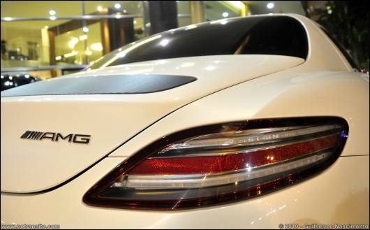 mercedesslsamg003.jpg