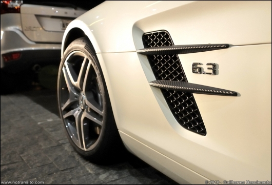 mercedesslsamg011.jpg