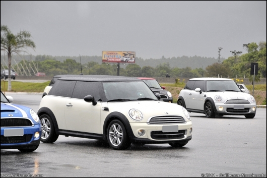 miniparadetopcar032