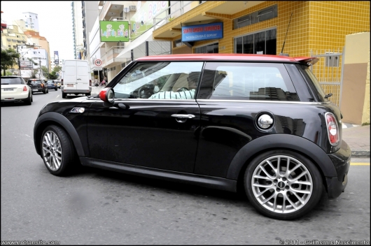 miniparadetopcar037
