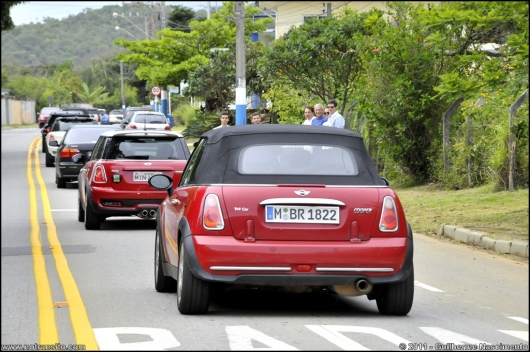 miniparadetopcar079