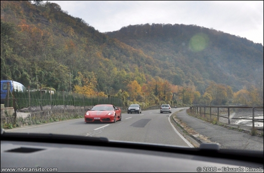 flagrasitaliaferrari004.jpg