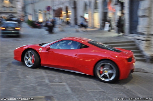 flagrasitaliaferrari007.jpg