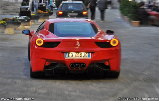 flagrasitaliaferrari008.jpg