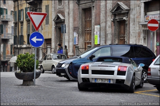 flagrasitaliaferrari018.jpg