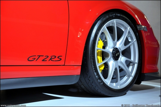 porsche911gt2rs004.jpg