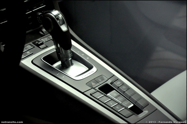 porsche991carrerasaquabluemetallic011