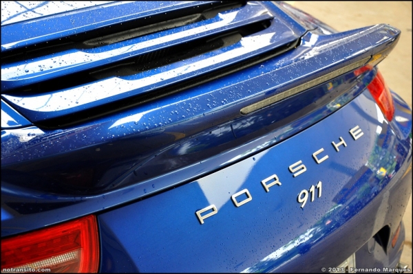 porsche991carrerasaquabluemetallic012