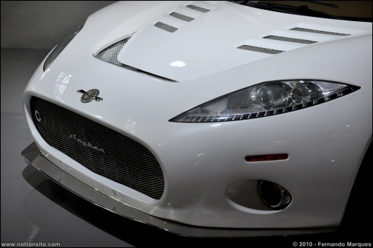spykerc8aileron007.jpg